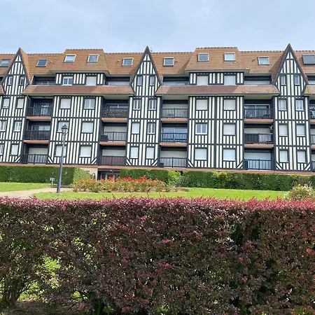 Spacieux Proche Avec Balcon Et Parking - - Fr-1-712-85 Apartment Villers-sur-Mer